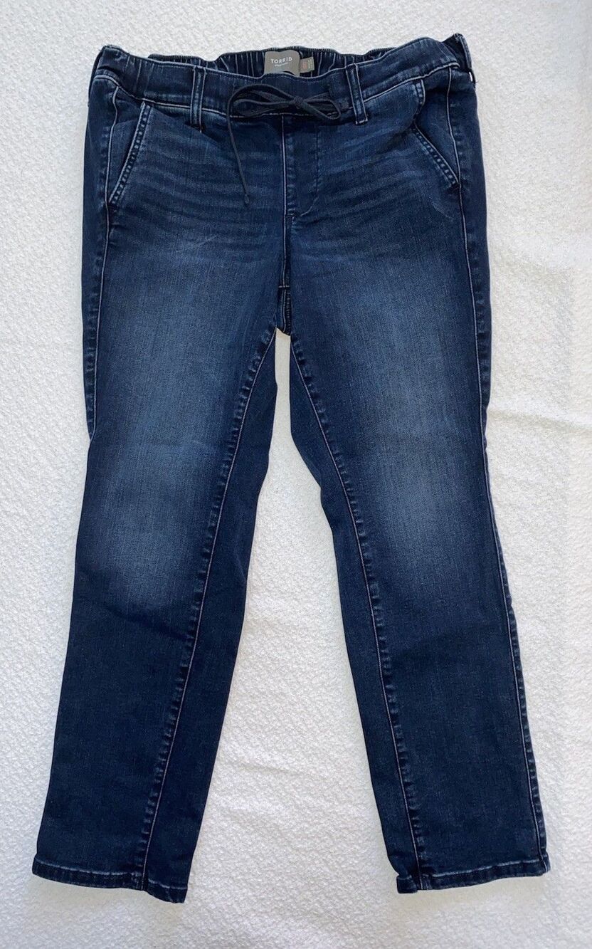 Torrid Jeans 00S/10 Short Dark Wash Pull On Stretch Denim Drawstring Straight